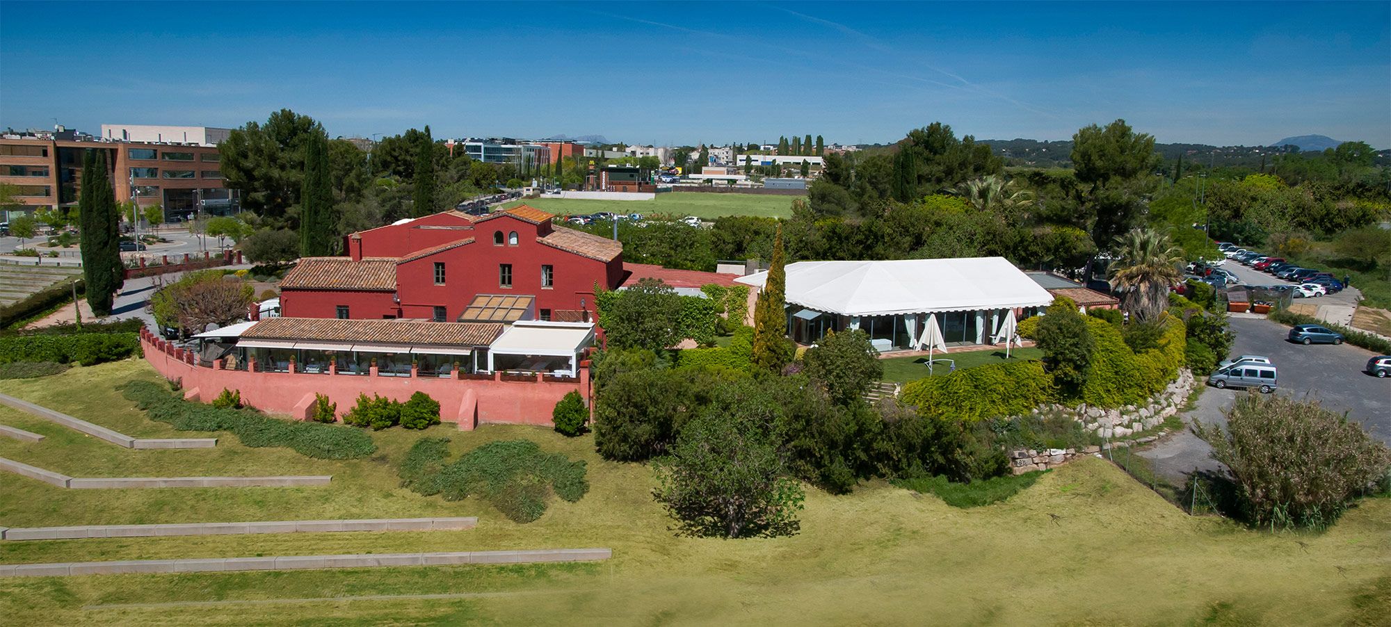 Masia Sant Cugat: Vista aerea